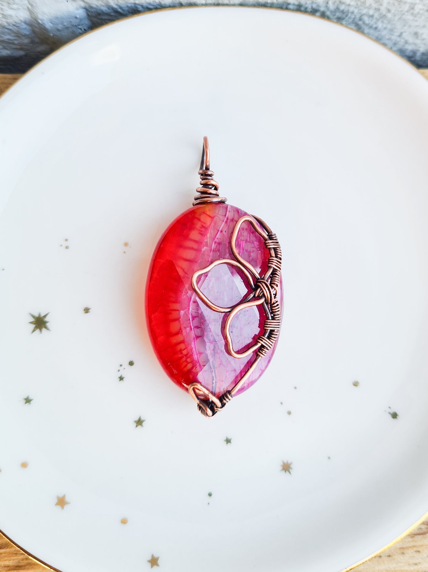 Agate Flower Pendant