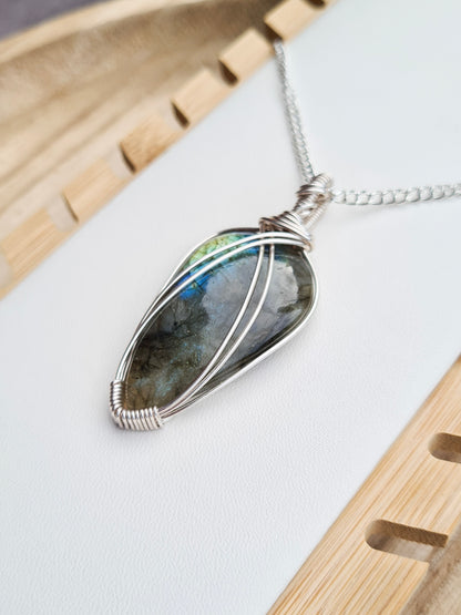 Labradorite Pendant