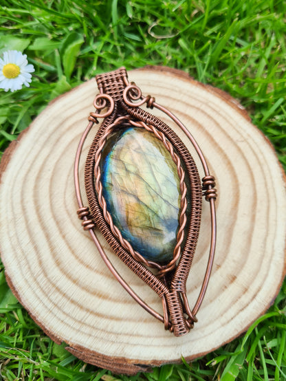 Super Flashy Labradorite Pendant