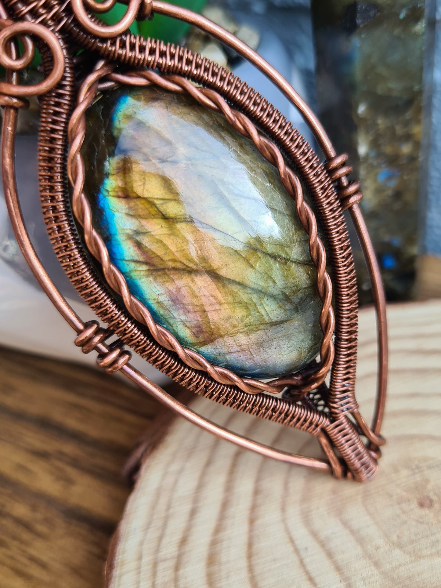 Super Flashy Labradorite Pendant